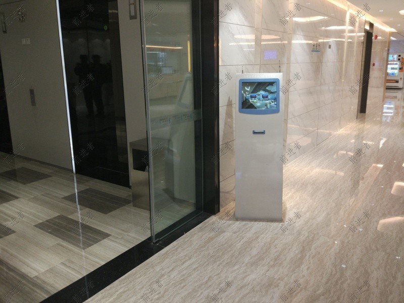 3133拉斯维加斯叫号机案例-深圳天安云谷-人力资源服务智慧市场-取号机